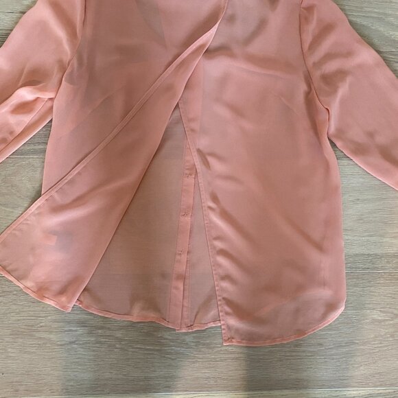 Bebe Sheer Peach Button Front Top w Open Split Backing Size Medium - Picture 9 of 9